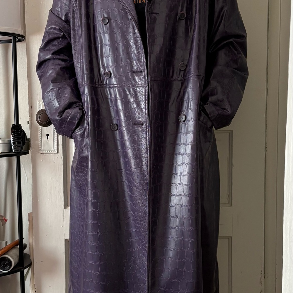 Elegant Purple Double-Breasted Trench Coat